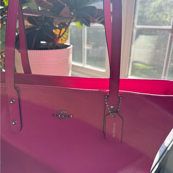Coach Pink Leather Tote Bag - Picture 7 of 14